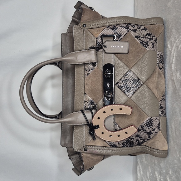 Coach Large Swagger Suede & Leather Patchwork Tote Handbag With Horseshoe Charm - Picture 3 of 17